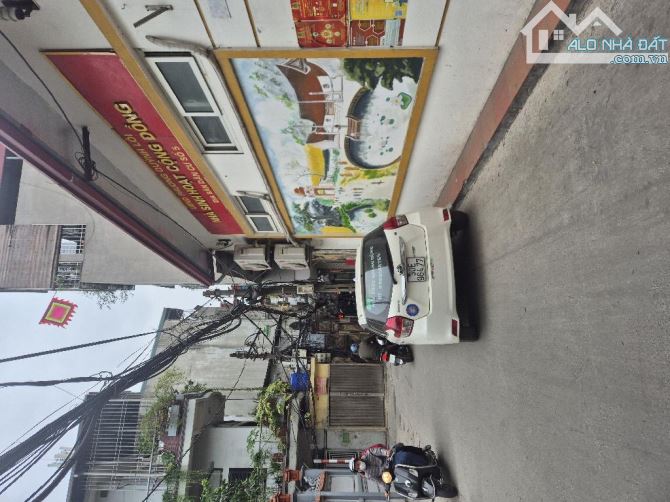 Bán nhà đẹp 4 tầng x 38m2, ngõ thông kinh doanh, VF3 qua nhà