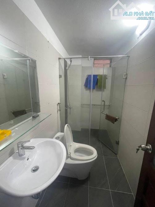 Nhà HIẾM phố Ngọc Lâm 47m x 5 tầng - 14.5 tỷ - 7