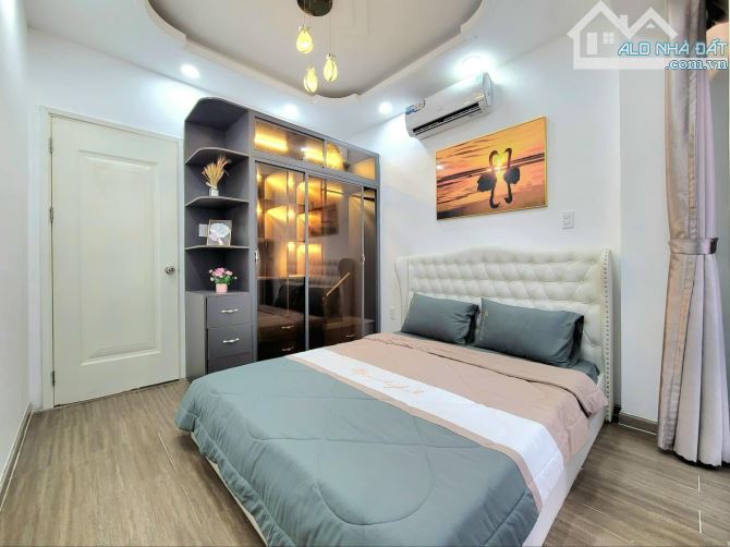 Mua ngay kẻo lỡ căn 44 m2 Hồ Thị Kỉ, Q.10. Chỉ 3 tỷ 090. 1T3L Đang cho thuê 18 tr - 8