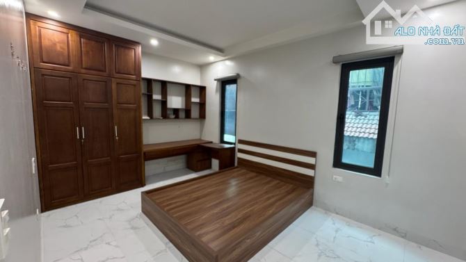 BÁN NHÀ PHÚ ĐÔ - QUẬN TỪ LIÊM - THANG MÁY - GARA Ô TÔ - 50M X 6 TẦNG - MT 4.1M - 8