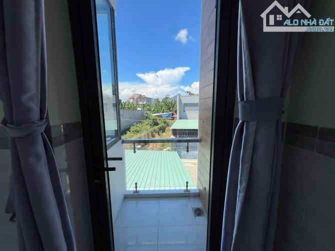 Cần bán nhà 2 tỷ 970 triệu thuộc phường Long Hương, Thành Phố Bà Rịa Vũng Tàu - 8