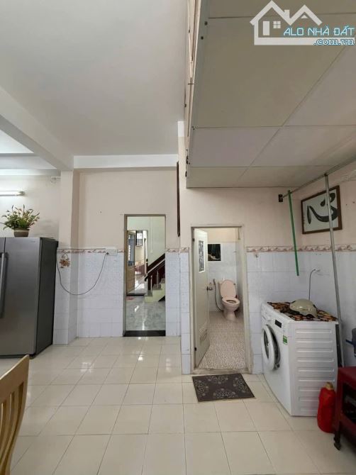 Bán nhà mặt tiền Hương Sơn cạnh Vân Đồn cách biển Nha Trang chỉ 3 phút ngang khủng 10m - 8