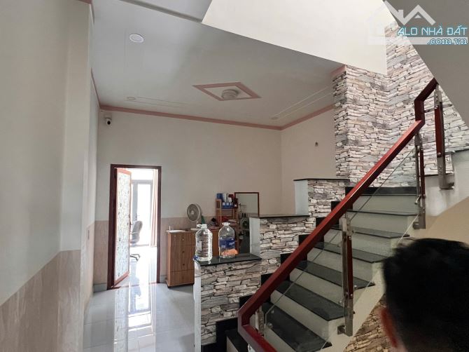 Nhà phố gần trung tâm y tế Dĩ An, phường Tân Đông Hiệp, TP Dĩ An - 8