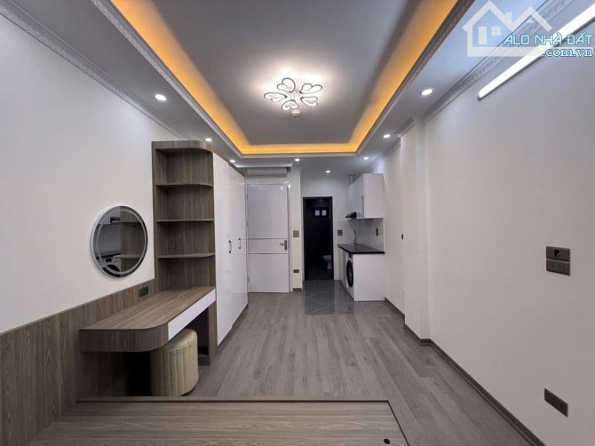 Tòa CHDV Trung Kính, Cầu Giấy. 20M Oto tránh - 7 Tầng Thang máy. DT 60m2* 7T* MT 6.2m - 8