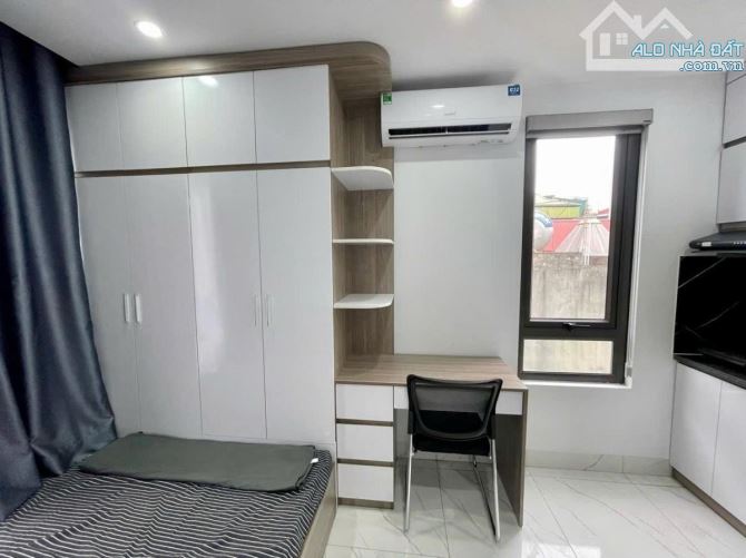 BÁN NHÀ TRỌ QUẬN CẦU GIẤY, NHÀ MỚI 53M2, 16 PHÒNG , THU 900TR/NĂM, GIÁ HƠN 16 TỶ - 8