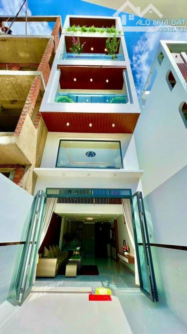 Bán nhà mới cứng 100 % , HXH 6m đối diện cityland Nguyễn Văn Lượng 60 m2 , giá 11 tỷ nhỉnh - 8