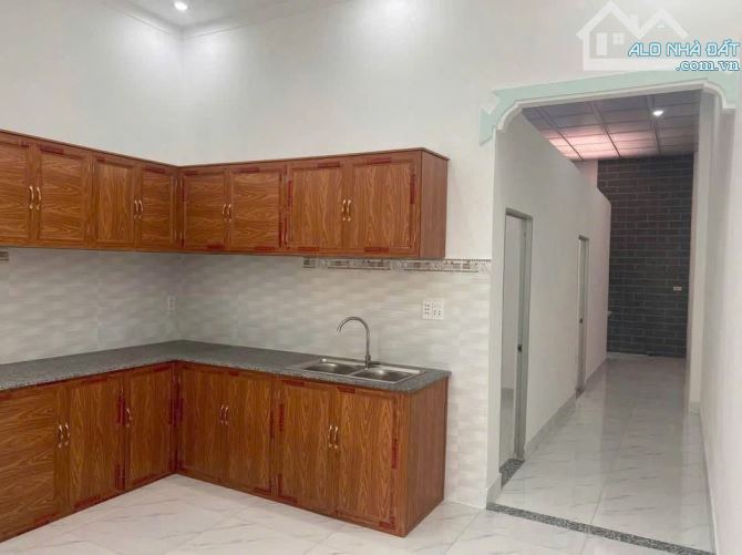 💥Cha mẹ già bán nhà lên ở cùng con cái ngay sau chợ hóc môn ở tân hiệp giá 700Triệu💥 - 8