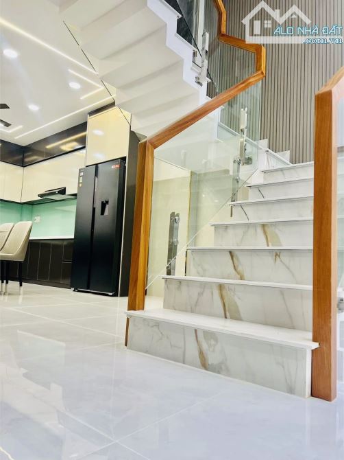 Bán Nhà Tân Chánh Hiệp Q12 - Khu VIP - 60M2 (4 x14 ) - 5Tầng - Hẻm HXH -  Chỉ 6,46Tỷ. - 8
