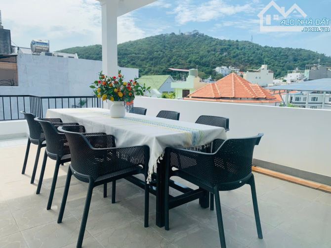 NHÀ MỚI ĐẸP HẺM Ô TÔ ĐƯỜNG VÕ THỊ SÁU- PHƯỜNG 2- TP. VT - S=97m2=7,3x13m= 4 TẦNG- 14,8 TỶ - 8