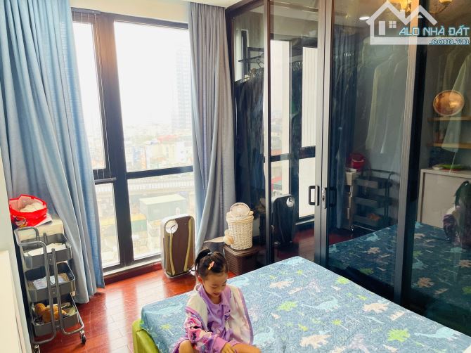 CHUNG CƯ ROYAL CITY 180M2 QUÁ ĐẸP - 8