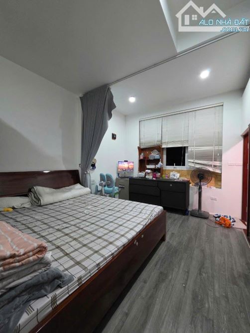 BÁN NHÀ - NGỌC THỤY - MẶT PHỐ - KINH DOANH - OTO - VIEW SÔNG - 17TY5 - 8