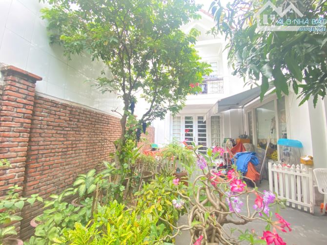 Bán Nhà sân vườn View Công Viên, Đường 7,5m, Khu Phần Lăng, Đà Nẵng, Giá RẺ 2025 - 8