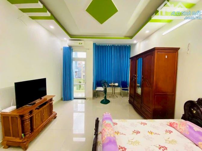 NHÀ ĐẸP 3 TẦNG-4.2Mx24M-20M RA MẶT TIỀN NGAY CHỢ PHẠM VĂN BẠCH - 8