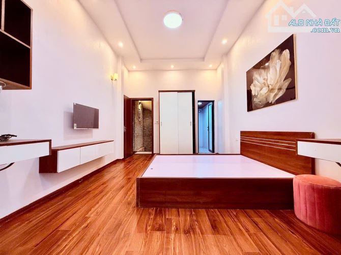 Siêu Hiếm! Nhà Hồng Hà-Q.Hoàn Kiếm, 30m²x4 Tầng, Giá Chỉ 7,35 Tỷ - 8