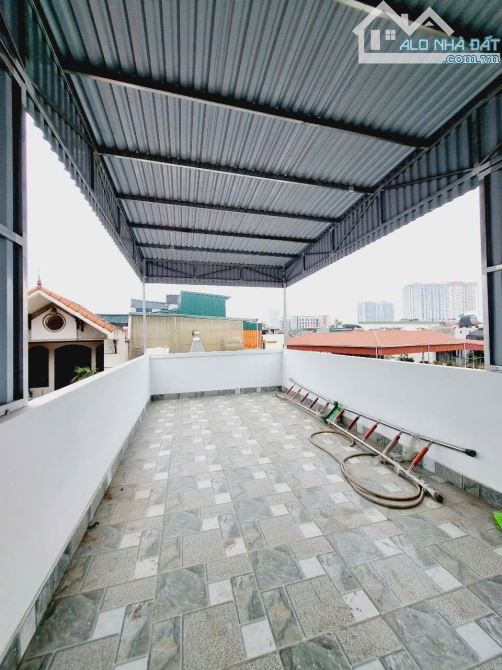 Bán nhà 5 tầng - 34m2 Cầu Đơ - Hà Đông, xây mới, ba gác tránh - ngõ thông, gần Metro HĐ - 8