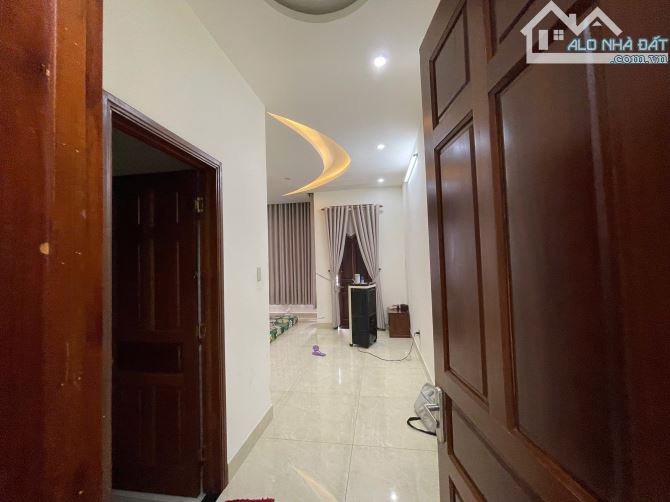 Bán nhà 3 tầng 3 mê kiên cố vô ở liền đường 7m5 An Hoà- Khuê Trung- Cẩm Lệ - 8