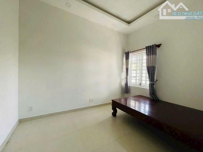 E cần chuyển nhượng lại khu nhà như hình quý khách hàng có nhu cầu liên hệ e thành - 9