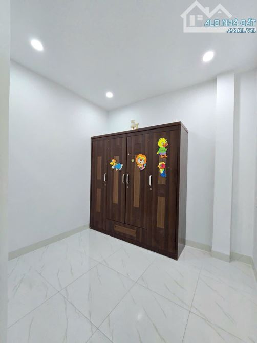 NHỈNH 4 TỶ CÓ NGAY NHÀ 3 TẦNG KIỆT OTO ĐẬU ĐỔ NGÀY ĐÊM - 9