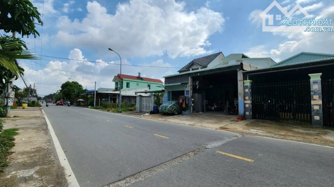 nhà 1 trệt 1 lầu 180.4m2 6ty8 TL MT đường Nguyễn Hữu Cảnh, p.Bình Nhâm - 9