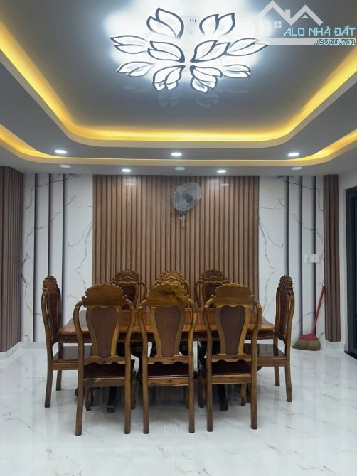 🔥🔥🔥🔥CHỦ CẦN TIỀN BÁN GẤP BIỆT THỰ 3 TẦNG MÁI THÁI THIẾT KẾ SANG TRỌNG -TẶNG FULL NT - 9