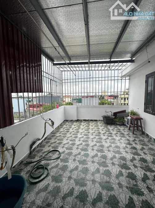 Bán nhà 4 tầng gần 40m2 ngõ 15 Khúc Thừa Dụ, Lê Chân.  Giá 3,65 tỷ đường 8m - 9