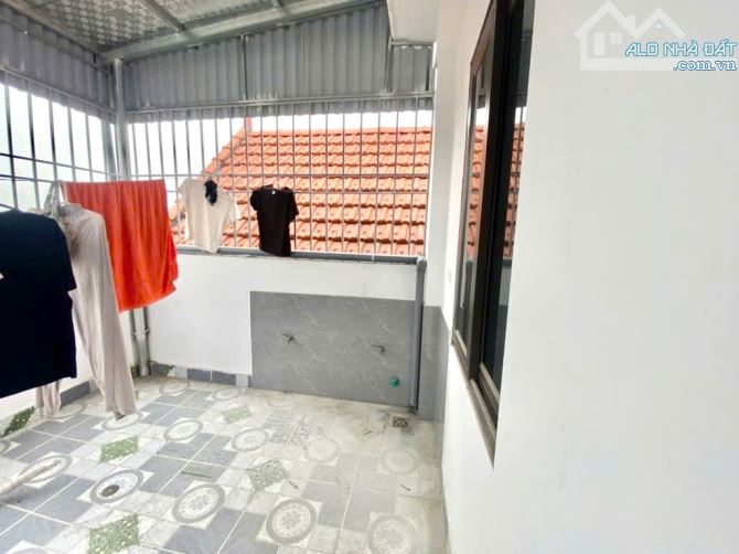 Nhà đẹp dân xây 5 tầng kinh doanh ô tô vào nhà 2 thoáng nở hậu chỉ 5 tỷ ko có căn thứ 2 - 9