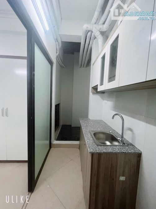 Cho Thuê CCMN 43 Trung Kính Cầu Giấy 25m2 Studio Cửa Sổ Giếng Giời Bếp Riêng Thang Máy - 9