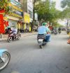 Tòa văn phòng Vũ Tông Phan, gần phố, Ô tô, dt 43m 7 tầng TM 4.6m mặt, Giá 16 tỷ.