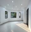 Cho thuê nhà 8T phố Phạm Hùng, Dt 120m2, mt 8m. Giá 80tr/th.
