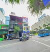 Cho thuê 93-95 Hai Bà Trưng, Q1 - DT 10x20m, Gía thuê Rẻ 200Tr/th, Cho kinh doanh tự do