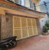 Bán nhà đẹp Hồ Ba Mẫu gần hồ, 50m2, 5 tầng, 4.4m mặt tiền, 9 tỷ
