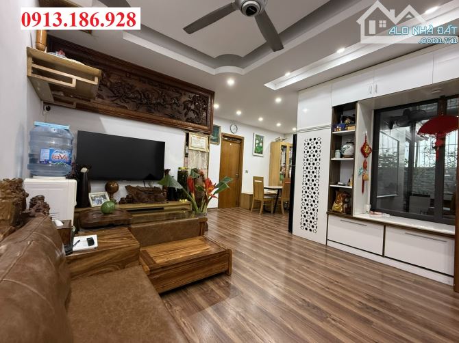Bán Căn Hộ Chung Cư CT12 Kim Văn Kim Lũ - 120m², 3PN - Giá Cực Tốt chỉ nhỉnh 4 Tỷ