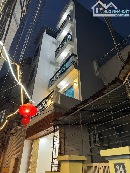 Tựu Liệt - Thanh Trì 51m x 5 tầng, mặt tiền 3.5m, giá 8.8 tỷ thương lượng