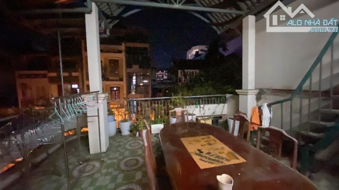 🏡HẺM XE TẢI - CĂN GÓC 4TẦNG BTCT - 120m2 (5.3*23m) - TIỆN XÂY -GIÁP 5 TRƯỜNG ĐẠI HỌC LỚN