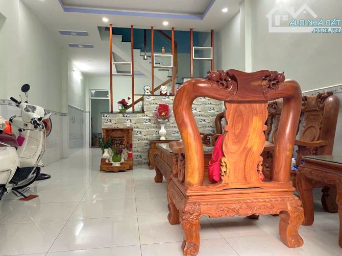 BÁN NHÀ ĐẸP SÁT LÊ VĂN QUỚ.I - HẺM XE HƠI - NỞ HẬ.U - ( 5.4X13M ) 4.75$