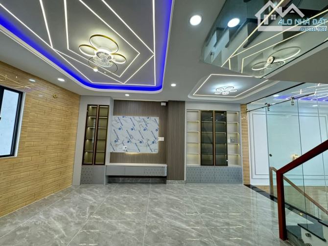 NHÀ KHU VIP TÊN LỬA,NGANG 5M,ĐƯỜNG XE HƠI,5 TẦNG,60M2(5×12),5PN,CHỈ 7xx tỷ
