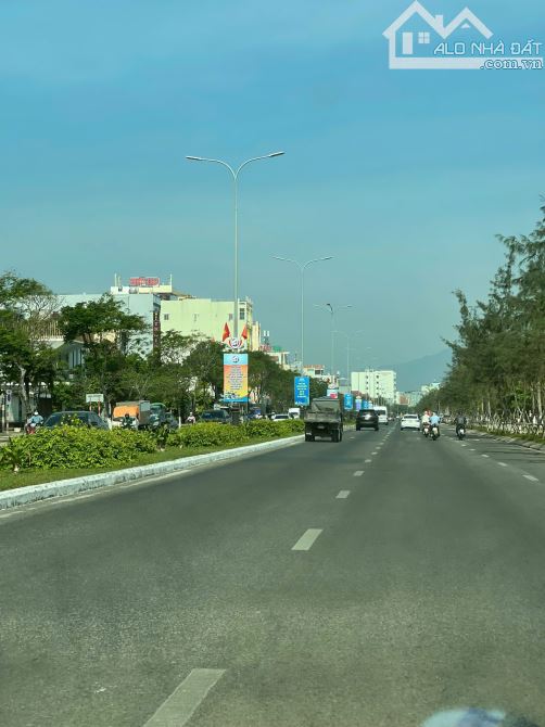 Đất mặt tiền đường nguyễn tất thành 250m2 ngang rộng 10m