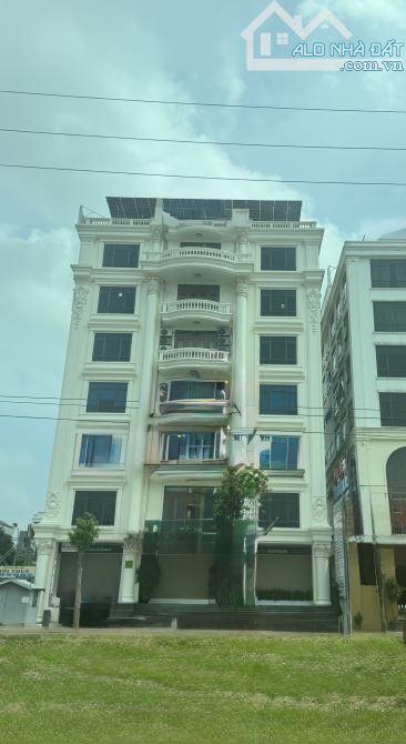 MẶT PHỐ - DIỆN TÍCH RỘNG- TOÀ BUIDING XỊN XÒ- LÔ GÓC -KHU VỰC DÂN TRÍ- HÀNG HIẾM