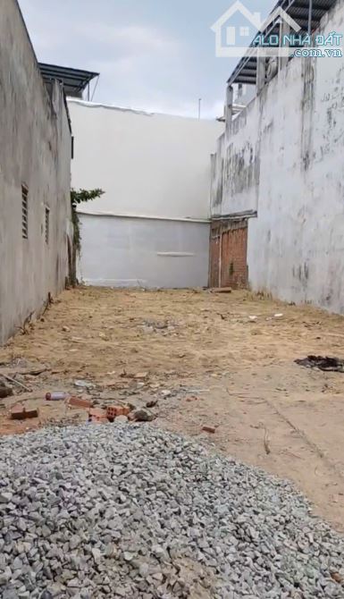 Lô đất xây khách sạn, tòa căn hộ cách Võ Nguyên giáp 70m đường 6m dt 196m2 ngang 7m2