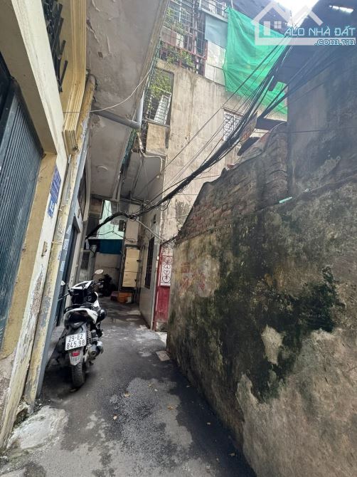 🔥🔥Bán đất tặng nhà quậnThanh xuân 60 m,C4, mt  12 m, 9.9 tỷ