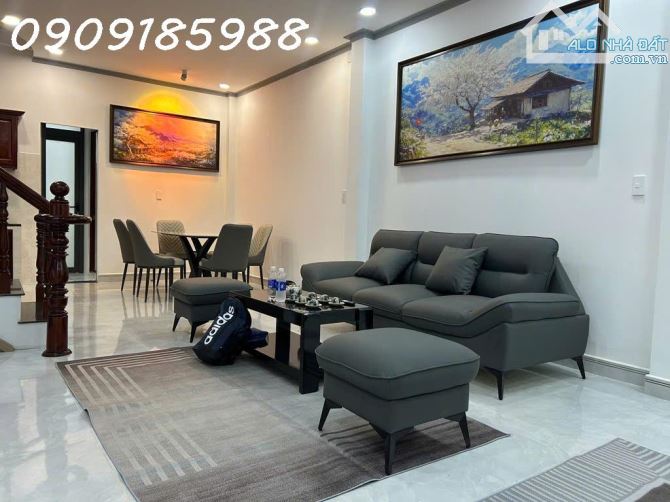 Bán Nhà 2 Tầng Mới Xây full NT-May lạnh, Tivi– 85m² – SHR – Gara ÔTô –ngay Chợ Long Trường