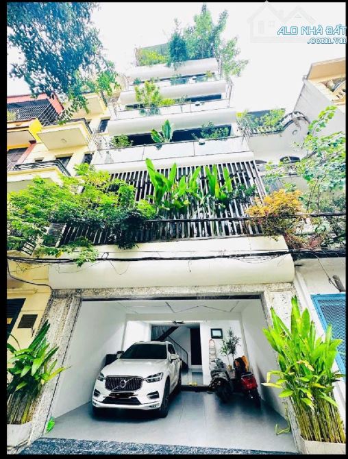 Toà nhà dịch vụ Tây Hồ, Hà Nội. Đang cho bên thứ 3 thuê trên 1 tỷ/năm. 80m2, 9 tầng, 35 tỷ