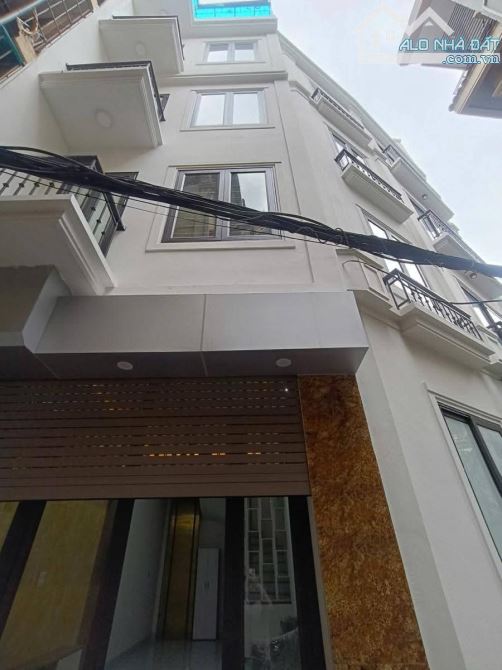 Nhà Hai Bà Trưng cách mặt phố 25m. Ngõ sạch rộng. Nhỉnh 6tỷ.