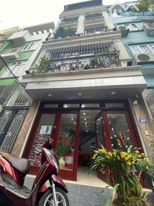Bán nhà Hoàng Hoa Thám - Ngọc Hà - Ba Đình. Diện tích 50m². Mặt tiền 5m. Giá 14 tỷ