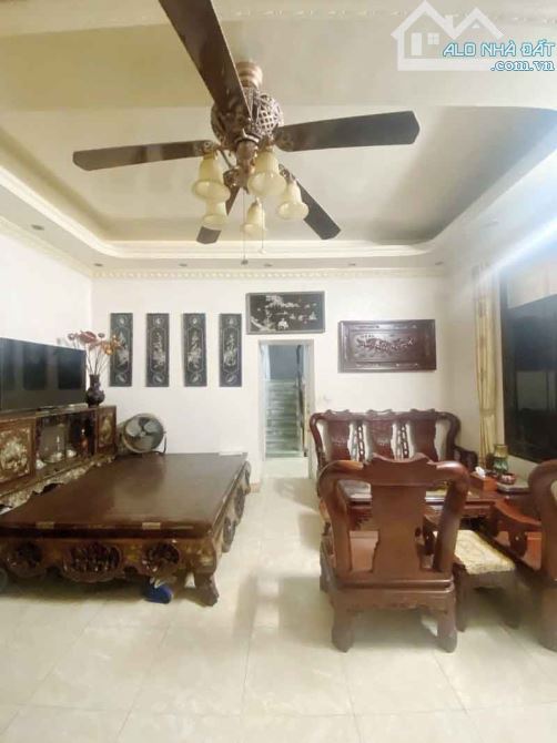 Bán nhà Thuỵ Khuê, Tây Hồ, gần ôtô, an sinh đỉnh, 71mx2t, 10 tỷ
