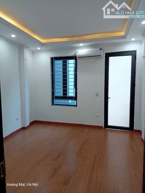 BÁN NHÀ TẠI VĨNH HƯNG - HOÀNG MAI- GẦN OTO- 6 NGỦ- 34M2- GIÁ 5 TỶ45