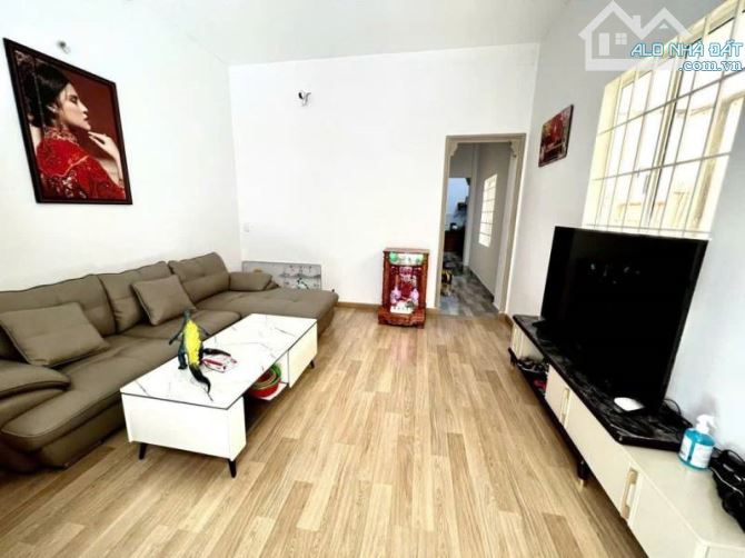 Bán Nhà 1 Trêt 1 Lầu Đường Cô Giang, Phường 4 Thành phố vũng tàu