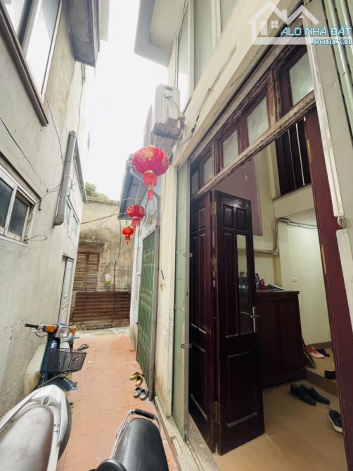 Bán nhà Định Công – 32m² 5 tầng – gần Ôtô – giá 5.35 tỷ