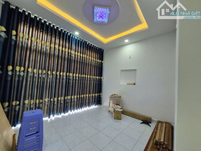 Bán Nhà 2 tầng tái định cư Hòn Sện mặt đường Lê Văn Miến- Vĩnh Hoà