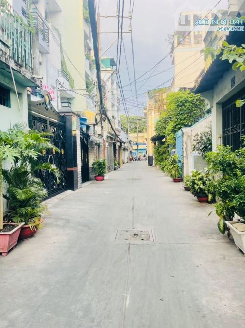 Bán nhà đẹp, HXH, Âu Cơ, Quận Tân Phú, Giáp Tân Bình, 68m2, giá 8,36 tỷ TL